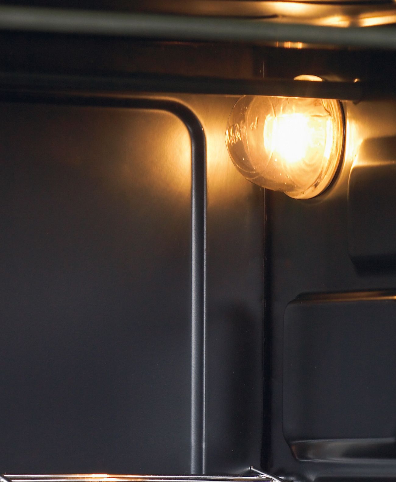 Mini Four Capacité supérieure à 30L FC405MW