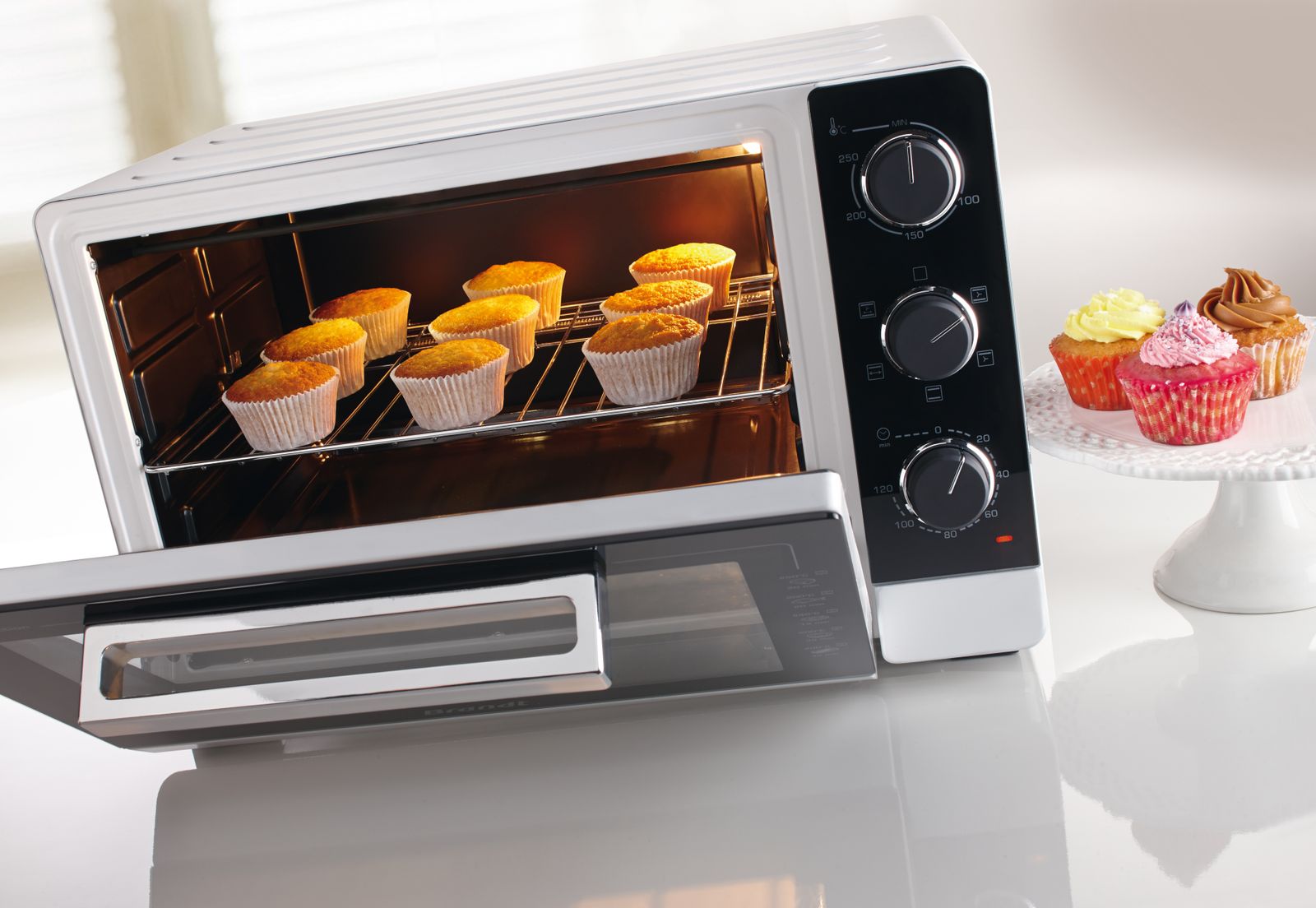 Mini Four Capacité supérieure à 30L FC405MW