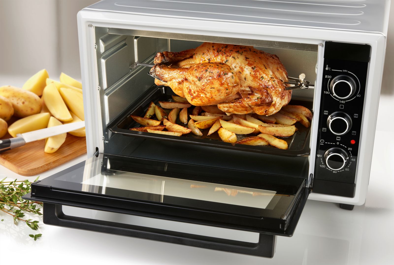 Mini Four Capacité supérieure à 30L FC55MUW